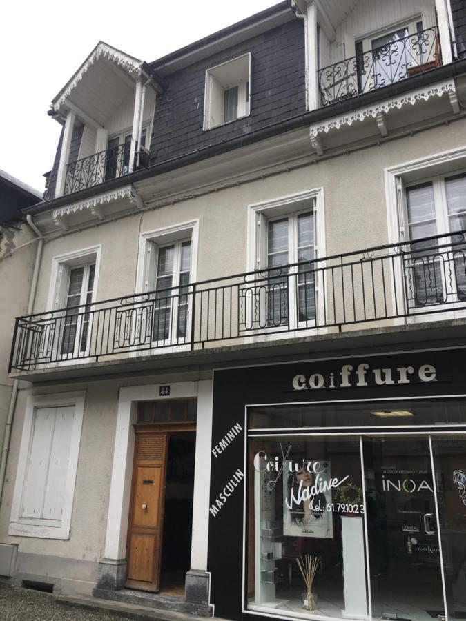 Bel appartement T3 rénové avec cour intérieure - Villa Marie Bagnères-de-Luchon Exterior foto